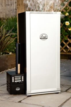 Bradley Digital Smoker 6 Rack -Best Kitchenware Shop 6rack bradley smoker lifestyle