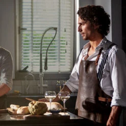 Dutchdeluxes Leather BBQ Apron In Vintage Brown -Best Kitchenware Shop Dutchdeluxes vintage brown spron