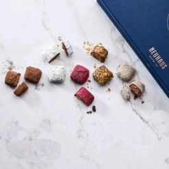 Short Dated Neuhaus "Les Trésors De Neuhaus" Pralines - 30 Pieces -Best Kitchenware Shop Ne0015 NeuhausLesTresorsdeNeuhausPralines 30Pieces lifestyle2