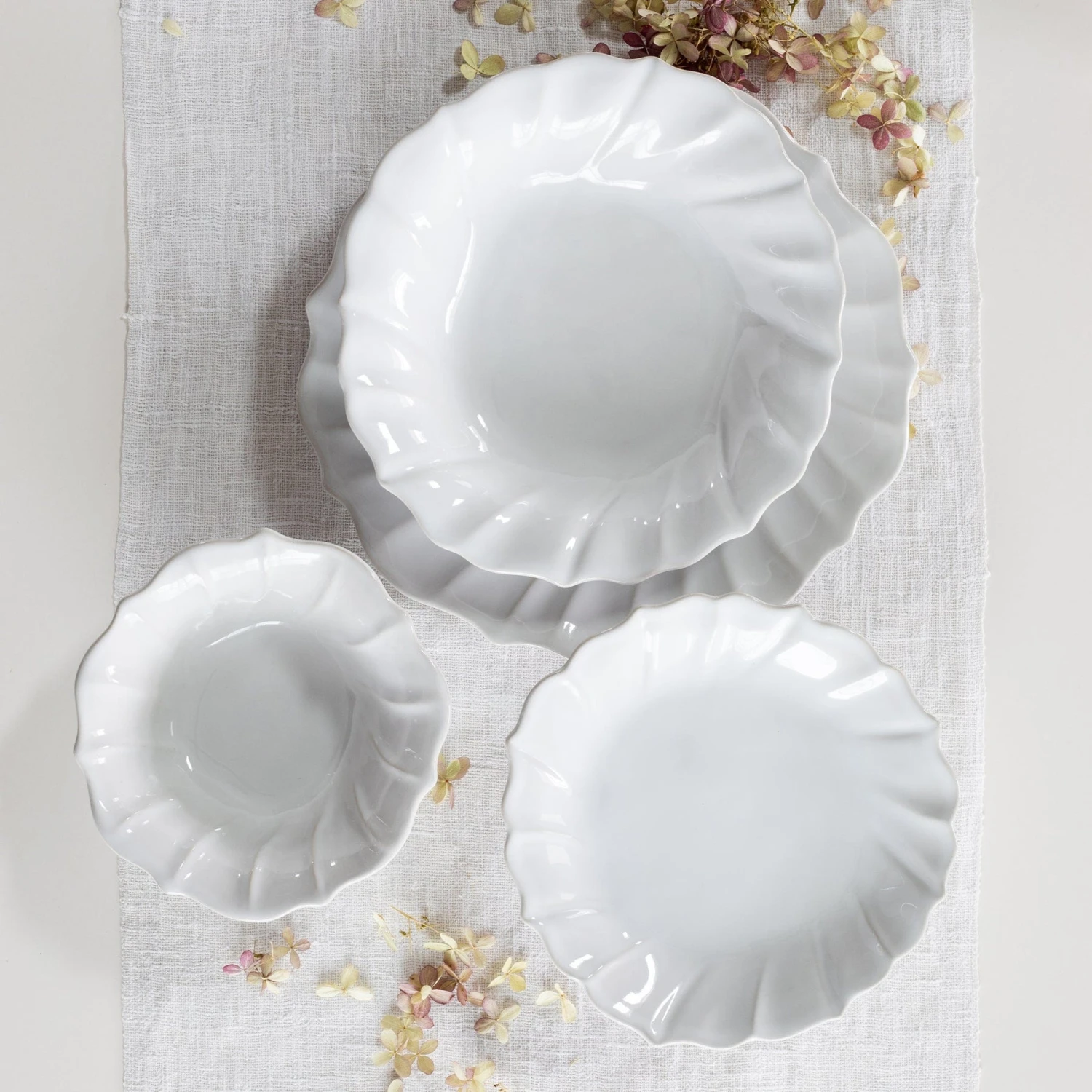 Incanto Stone Ruffle Four-Piece Place Setting 9 Incanto Stone Ruffle Four-Piece Place Setting - Image 7