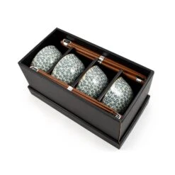 Blue & White Flower Rice Bowl Set With Chopsticks -Best Kitchenware Shop blue white flower rice bowl set with chopstick 3