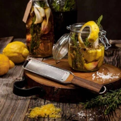 Master Series Walnut Microplane Zester 9 Master Series Walnut Microplane Zester -Best Kitchenware Shop microplane gourmet zester lifestyle