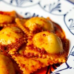 Ravioli Tray - 12 Large Round Ravioli 52mm X 52mm -Best Kitchenware Shop ravioli making 55 0000 Layer3